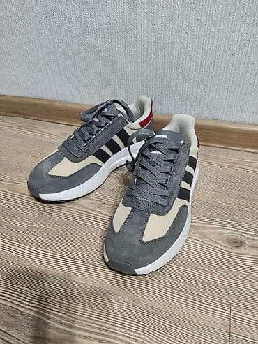 Ботинки: Новые ботинки, не подошёл размер. 42 EU — 6