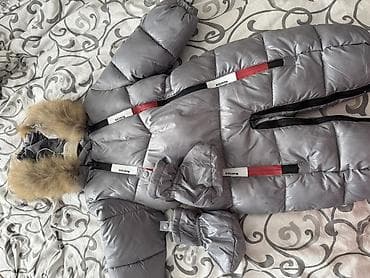 Детский мир: Детский зимний комбинезон-конверт Moncler, серый. - Формат 2-в-1: низ — 1