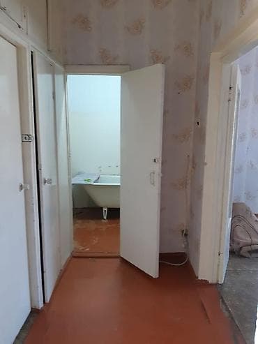 двух этаж: 2 комнаты, 47 м², 105 серия, 3 этаж, Старый ремонт — 3