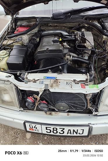 w124 124: Mercedes-Benz 220: 1993 г., 2.2 л, Автомат, Бензин, Седан — 9