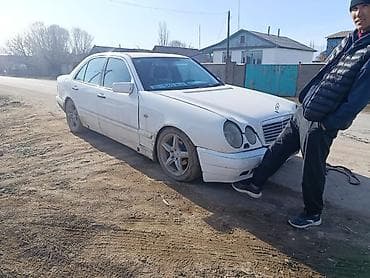 Mercedes-Benz: Mercedes-Benz E-Class: 1996 г., 2.3 л, Ручные, Бензин, Седан — 6