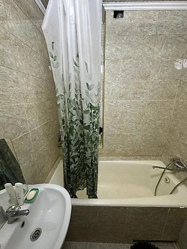 ибраимова: 3 бөлмө, 63 м², 105-серия, 3 кабат, Эски ремонт — 9