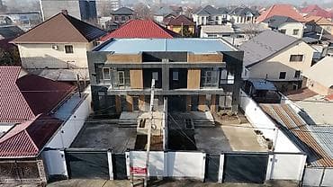 склад токмок: Продаются дуплексы в центре города🏠 	⁃	Расположен в 30 метрах от улицы — 2