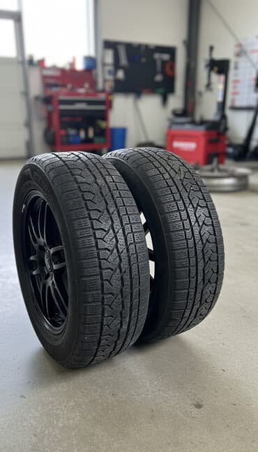 Шины 245 / 60 / R 18, Зима, Б/у, Пара, Легковые, Kumho