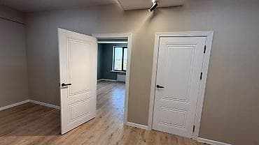 2 bedroom: Евро 3 с современным ремонтом - Планировка: единое светлое — 7