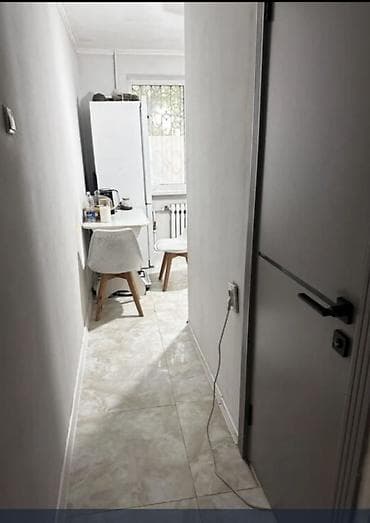 all group: 3 комнаты, 58 м², 104 серия, 1 этаж, Косметический ремонт — 1