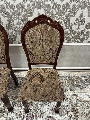 набор метчик: Стул для зала, Б/у, Дерево — 1