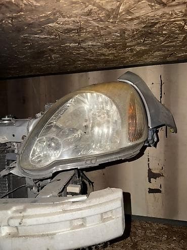 sprinter 2 2 cdi: Передняя левая фара Toyota 2003 г., Б/у, Оригинал, Япония — 2