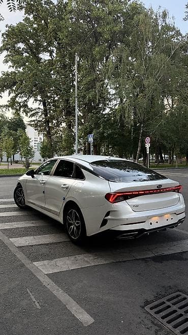 Kia K5: 2021 г., 2 л, Автомат, Газ at lalafo.kg Kia K5: 2021 г., 2 л, Автомат, Газ