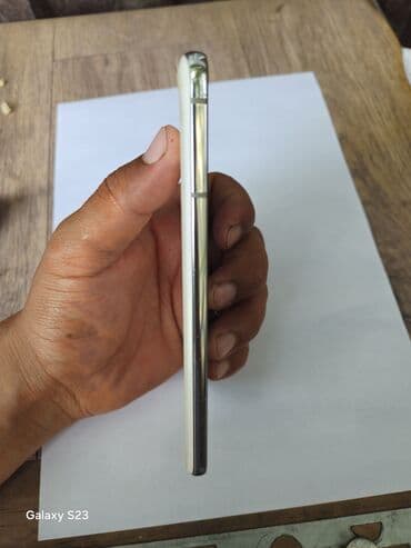 машинка для толстой кожи: Samsung Galaxy S21 5G, Колдонулган, 256 ГБ, түсү - Ак, 1 SIM — 9