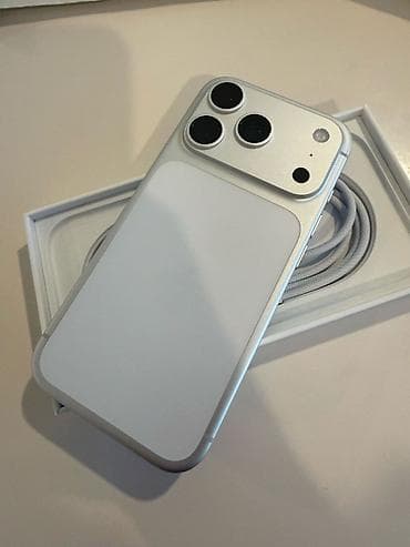 512gb: IPhone 17 Pro Max 512GB White, использовался менее месяца. Покупка — 3