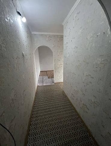 8: 1 комната, 35 м², 8 мкр Индивидуалка, 4 этаж — 5
