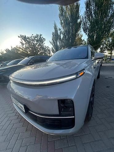 лизинк афто: Lixiang L9: 2025 г., 1.5 л, Автомат, Гибрид, Кроссовер — 3