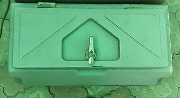 купить пластиковые ведра с крышкой: Ящики для инструментов, Б/у, Пластиковые, Самовывоз — 1