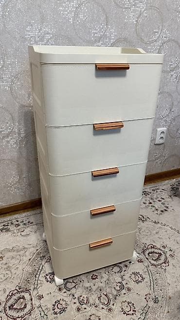 Комоды: Комод для одежды, Новый, Без зеркала, Пластик, цвет - Бежевый — 1