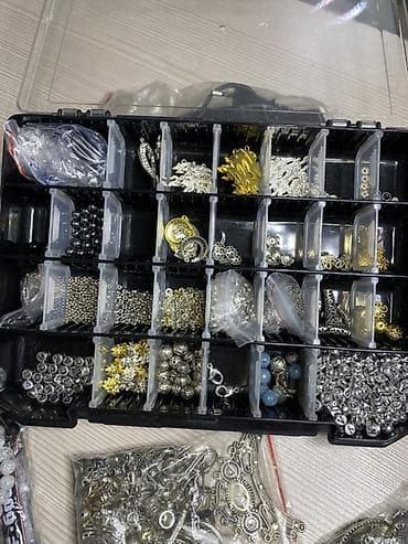 Аксессуарлар: Набор для изготовления бижутерии и аксессуаров Состав: - Органайзер с — 2