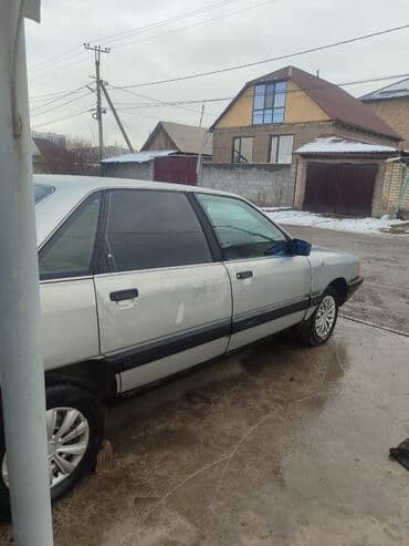 a8 d2: Audi 100: 1988 г., 2.3 л, Механика, Бензин, Седан — 2