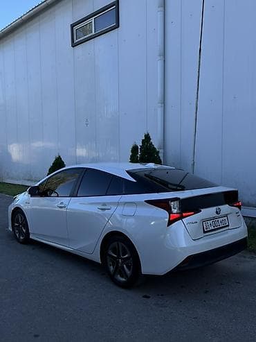 топливо пол: Toyota Prius: 2019 г., 1.5 л, Автомат, Гибрид, Хэтчбэк — 3