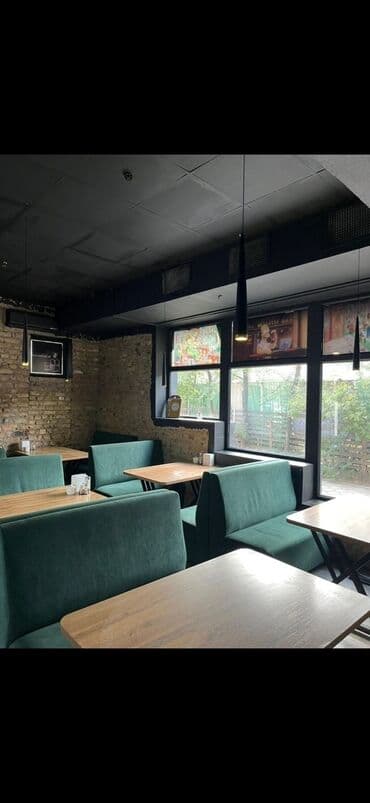 кафе на иссык куле: 12 мкр Продаётся готовый бизнес кафе Площадь: 130м2 С ремонтом С — 21
