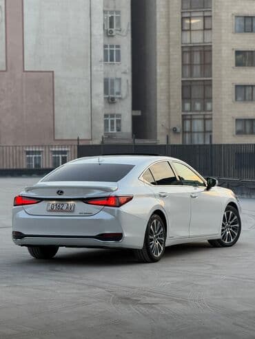 меняю дом на машину: Lexus ES: 2019 г., 2.5 л, Автомат, Гибрид, Седан — 3