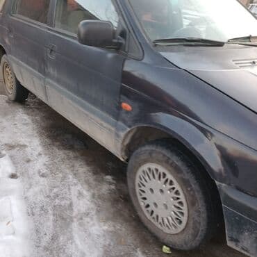 срочно продаю в связи с переездом: Mitsubishi Space Wagon: 2000 г., 2 л, Механика, Бензин, Вэн/Минивэн — 2