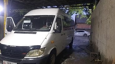 Пассажирский микроавтобус Mercedes‑Benz Sprinter (длинная база) в