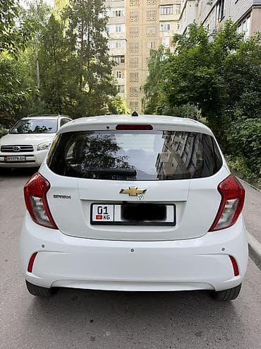 срочный: Chevrolet Spark: 2020 г., 1 л, Автомат, Бензин, Хэтчбэк — 4