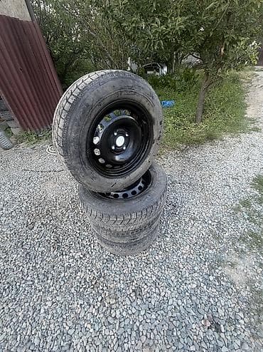 Шиналар жана дисктер: Дөңгөлөктөр монтажда 195 / 65 / R 15, Кыш, Колдонулган, Комплект, Жеңил унаалар, Темир, тешиктери - 4 — 4