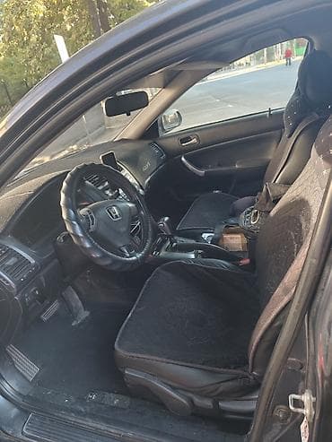 Honda Accord: 2004 г., 2 л, Автомат, Газ, Седан — 5
