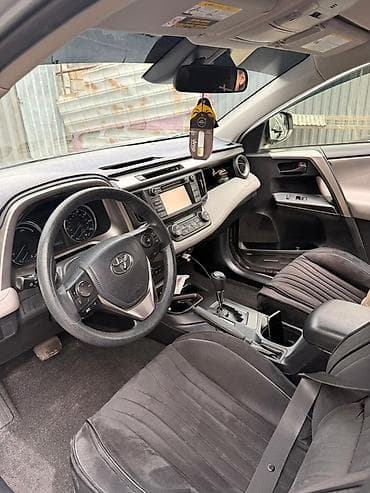 Toyota RAV4: 2017 г., 2.5 л, Автомат, Гибрид, Кроссовер — 6