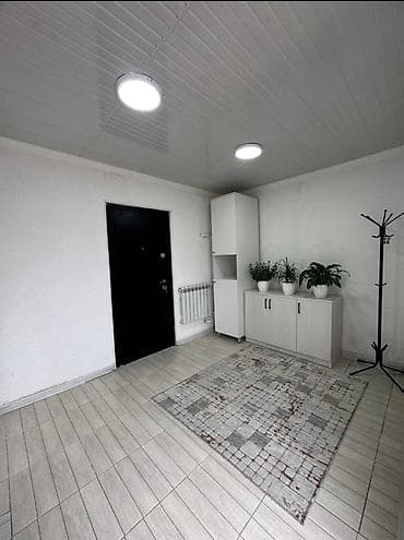 Үйлөр: 🏡 Продается 4-комнатный дом 📍 Район: ж/м Ак-Орго (по ул. Алыкулова) — 4