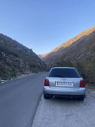 мерс универсал: Audi A4: 1997 г., 2.4 л, Механика, Бензин, Универсал — 3