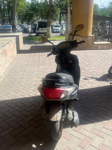 скутер мопед: Тип скутера M8, 150 куб. см, Бензин, Б/у — 4