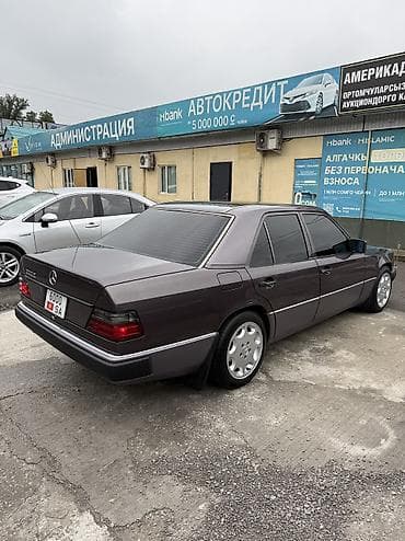 вента машына: Mercedes-Benz E-Class: 1992 г., 2.2 л, Механика, Бензин, Седан — 4