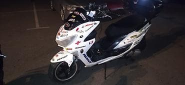яхт клуб: Макси-скутер Yamaha, 150 куб. см, Бензин, Б/у — 1