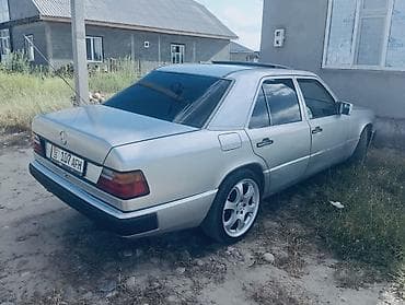 Mercedes-Benz W124: 1990 г., 2 л, Автомат, Бензин, Седан — 3