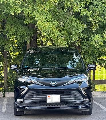 Toyota Sienna: 2022 г., Гибрид, Минивэн