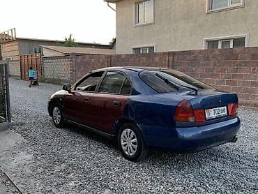Унаа сатуу: Mitsubishi Carisma: 1998 г., 1.8 л, Кол менен иштөөчү, Бензин, Седан — 2