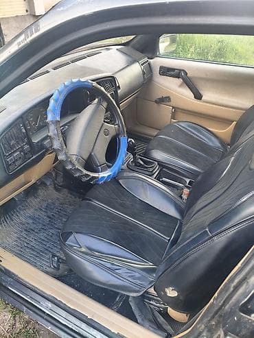 Volkswagen Passat: 1989 г., Механика, Универсал — 5