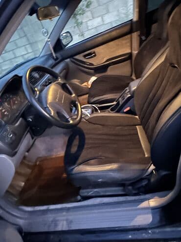 форестер 2002: Subaru Legacy: 1999 г., 2.5 л, Автомат, Бензин, Седан — 6