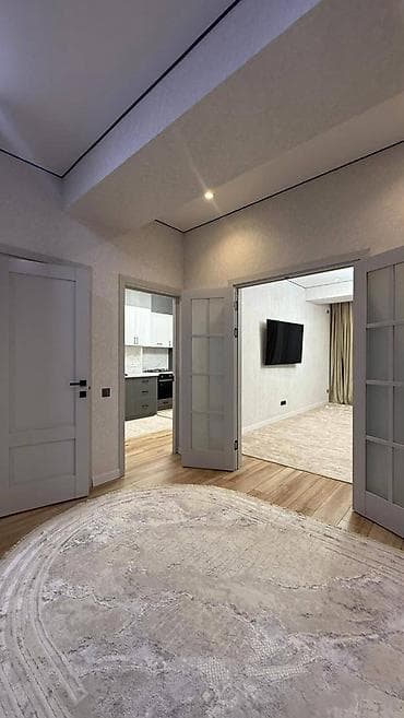 kyrgyz: 2 комнаты, 75 м², Элитка, 5 этаж, Дизайнерский ремонт — 1