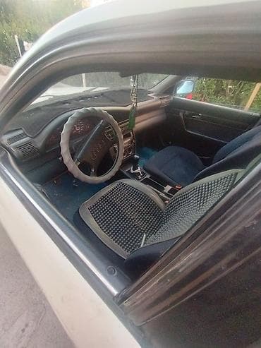 ваз 03: Audi 100: 1993 г., Механика, Седан — 5