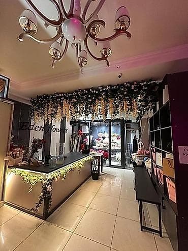 Цум Шопокова Продаётся готовый цветочный бизнес в самом центре at lalafo.kg Цум Шопокова Продаётся готовый цветочный бизнес в самом центре