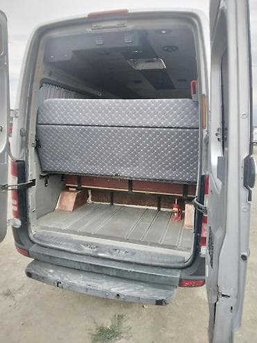 Услуги: Микроавтобус Mercedes‑Benz Sprinter (длинная база, высокий крыша) — 6