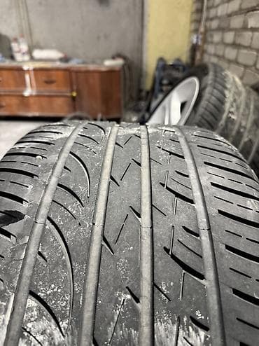 Унаа: Дөңгөлөктөр монтажда 275 / 40 / R 20, Жай, Колдонулган, Комплект, Жеңил унаалар, Куйма, тешиктери - 5 — 5