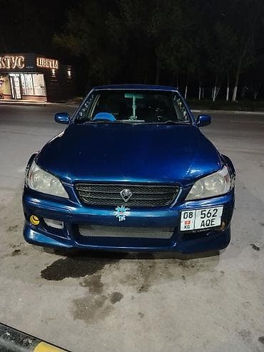 Toyota Altezza: 2000 г., 2 л, Типтроник, Бензин, Седан
