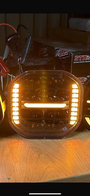 поворотник на субару: Комплект передних фар Toyota 2026 г., Новый, Оригинал, США — 1