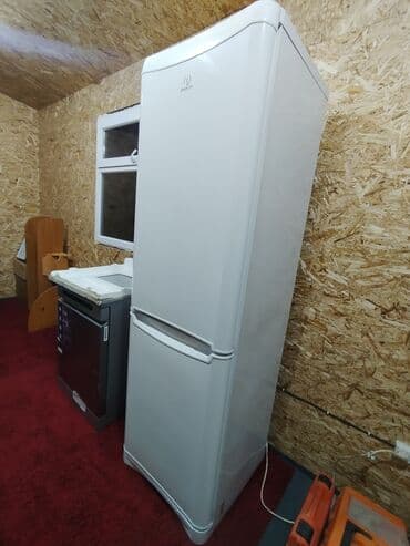 вентиляция домов: Холодильник Indesit, Б/у, Двухкамерный, De frost (капельный), 60 * 195 * 60 — 3