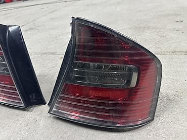 bmw 3 e46: Комплект стоп-сигналов Subaru 2004 г., Б/у, Оригинал, Япония — 1
