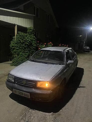 ej ve: Volkswagen Vento: 1994 г., 1.6 л, Механика, Бензин, Седан — 1